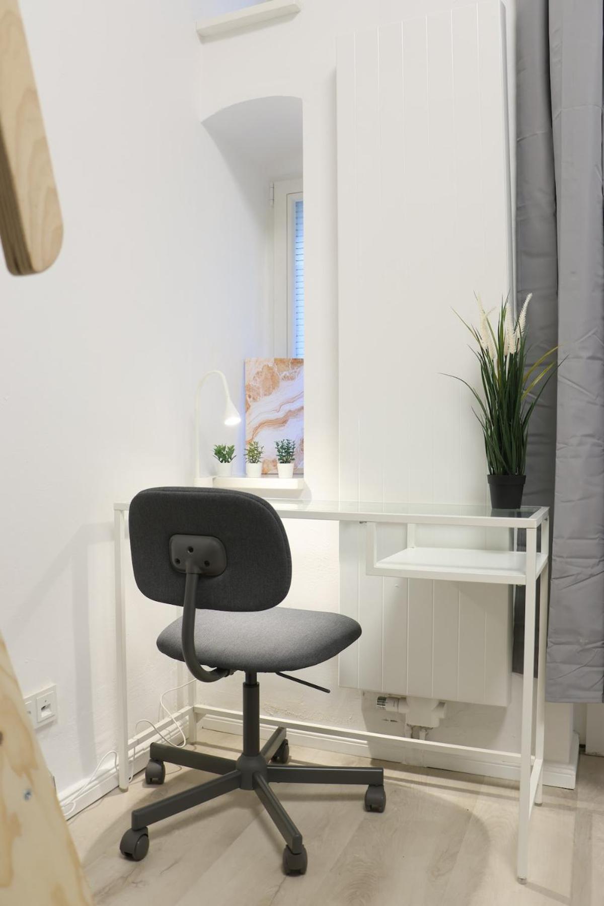 Central Cozy Design Work And Living Near Ku Damm Berlijn